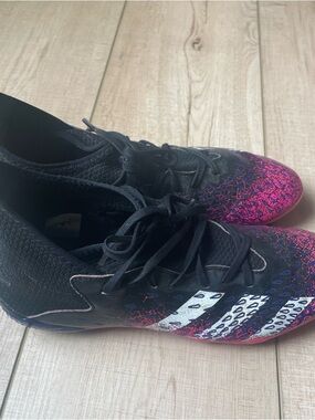 Adidas Womens 5.5 Black and Pink Soccer Cleats- Adidas Predator